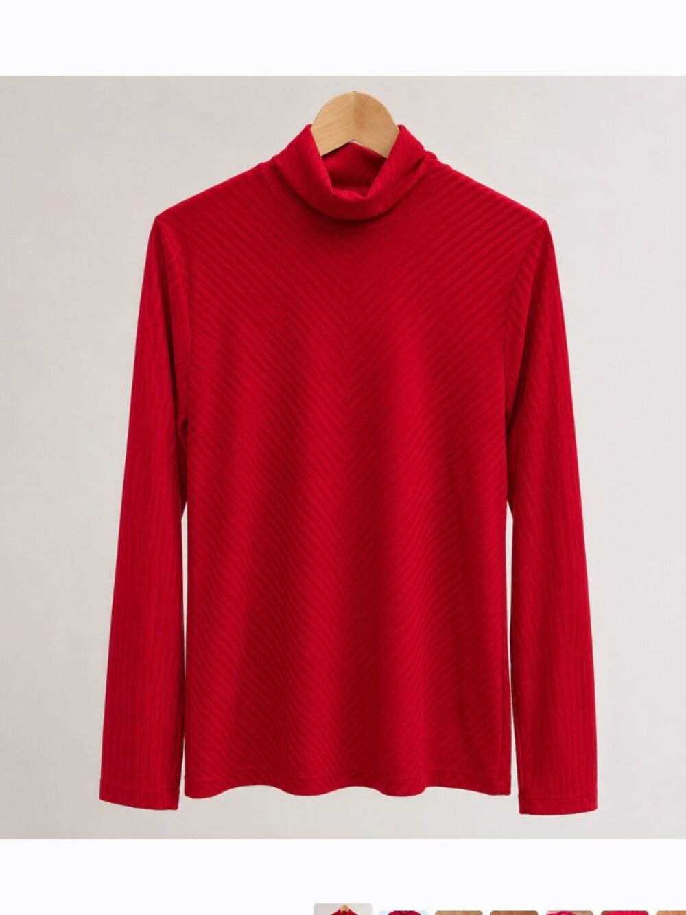 Athleta Essence Ribbed Turtleneck Top in a vibrant red/crimson XL
